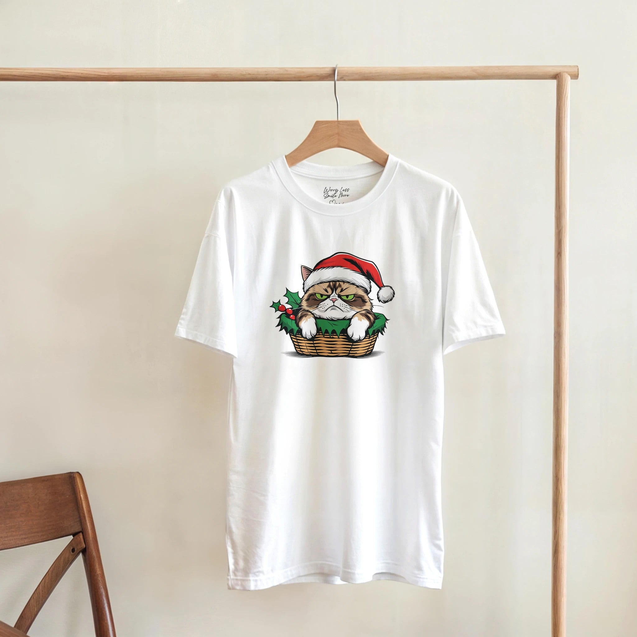 Catsmas - Wit Kerst T-Shirt met Chagrijnige Kat