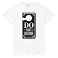 Do not disturb shirt met vintage hotel door hanger design