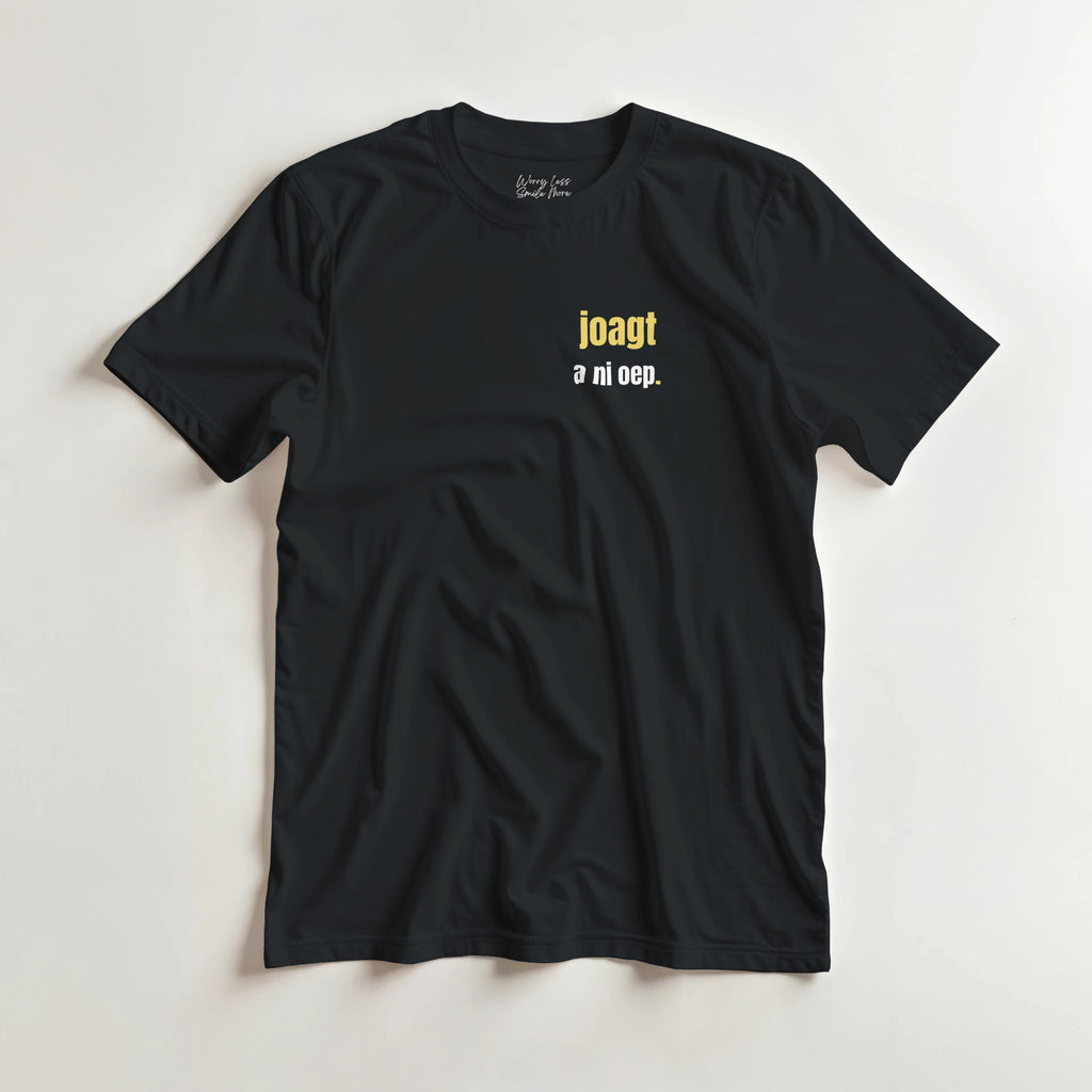 Joagt a ni oep t-shirt met Antwerpse tekst en rustige uitstraling