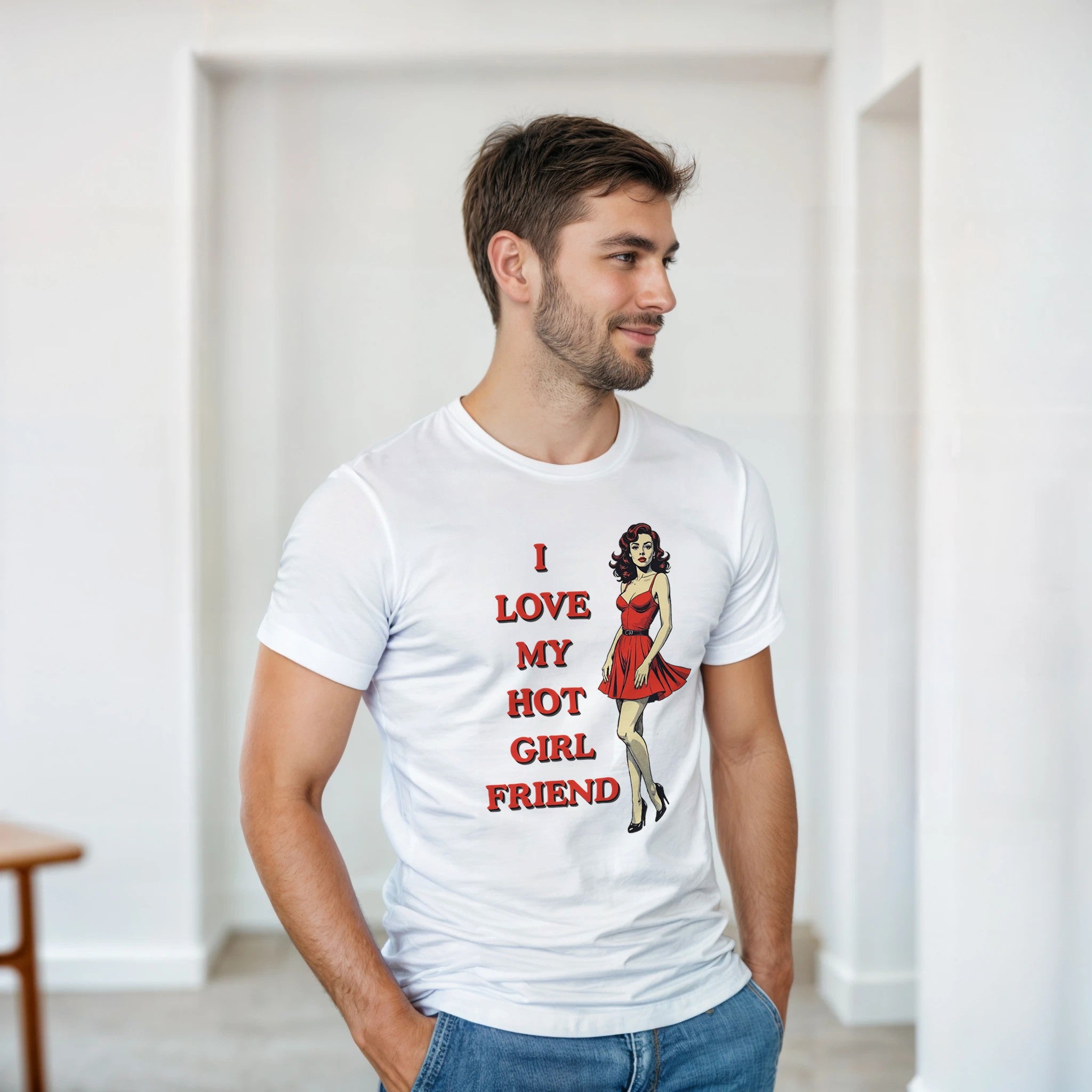 Wit 'I love my hot girlfriend' Shirt